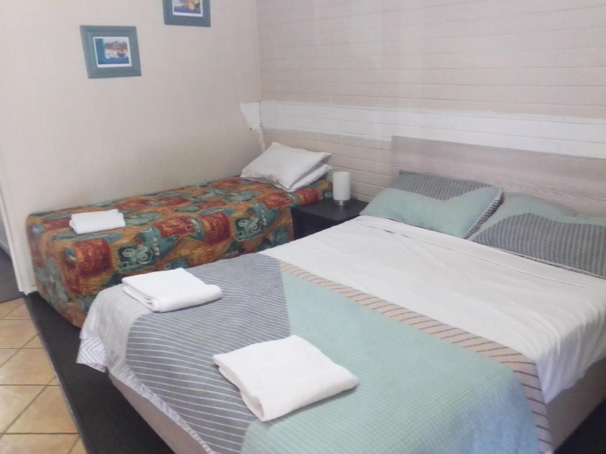พาราไดซ์ โมเทล Motel แมคคาย ภายนอก รูปภาพ